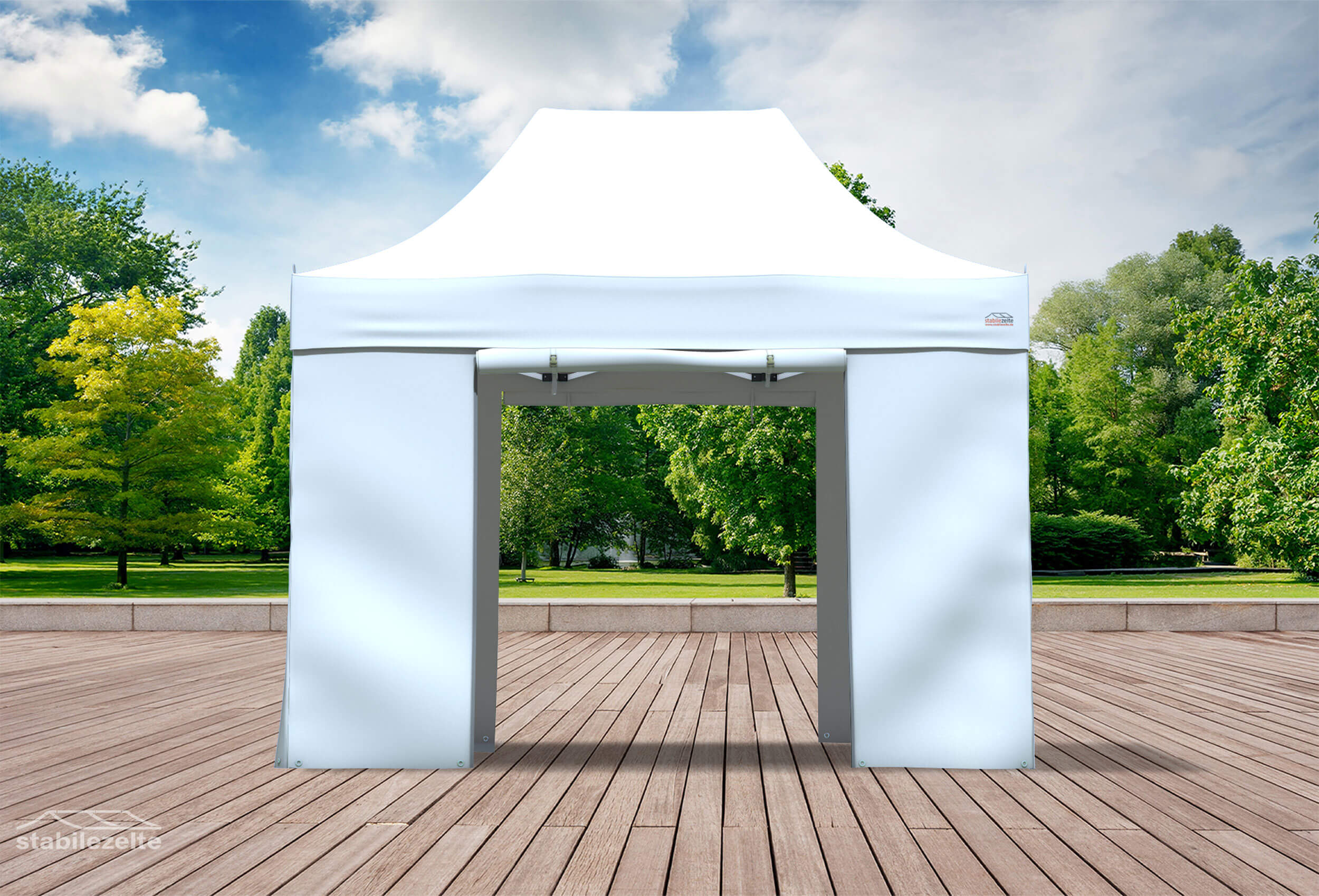 Weißer Faltpavillon mit geöffneten Türen 3 x 2m in einem Park
